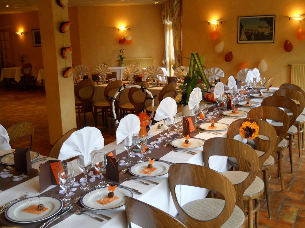 Hotel Le Ty-Lann Saint-Ave Bagian luar foto